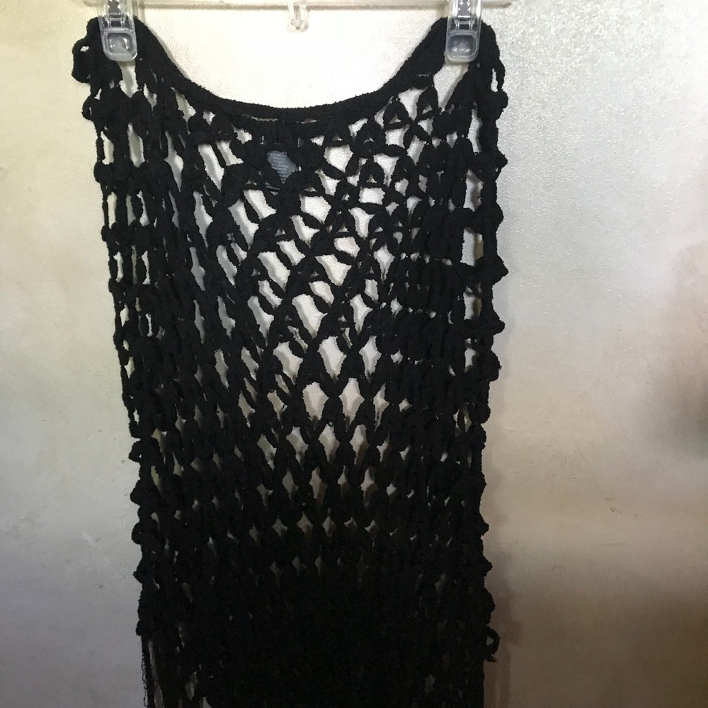 Cape w tassel bottom